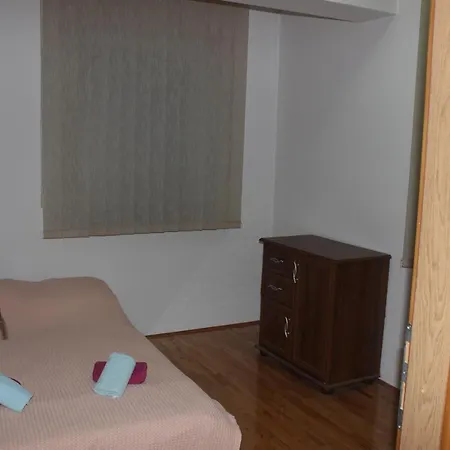 Romana דירה דובוי